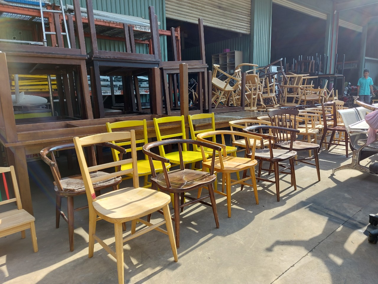 bàn ghế nhà hàng cũ tphcm