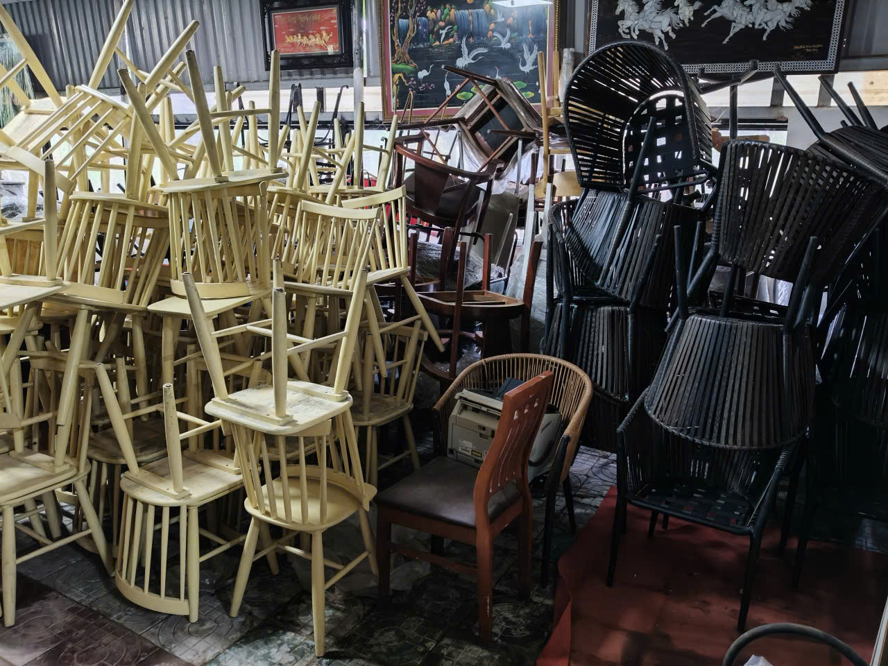 bàn ghế nhà hàng cũ tphcm