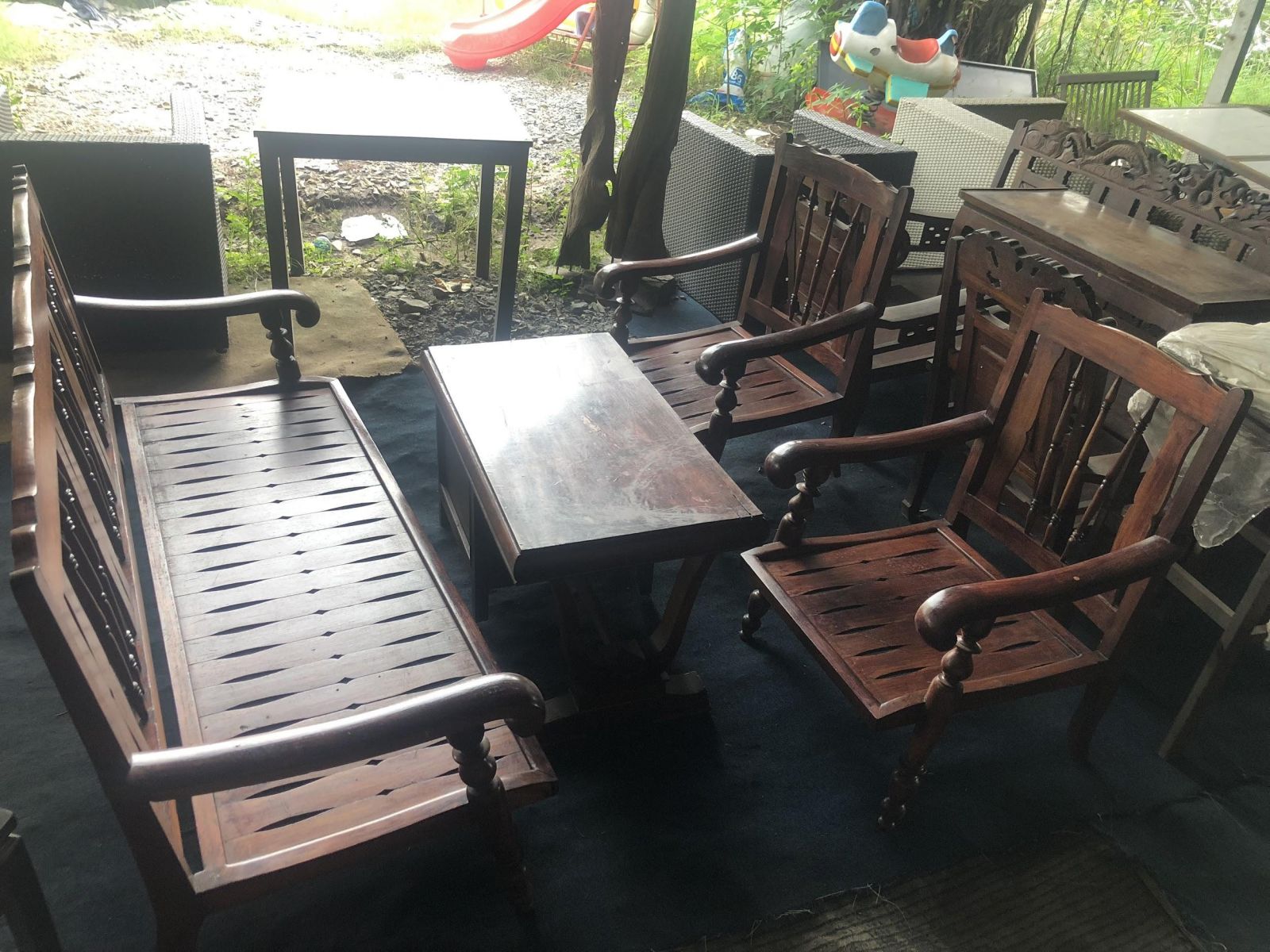 thu mua bàn ghế gỗ cũ tphcm