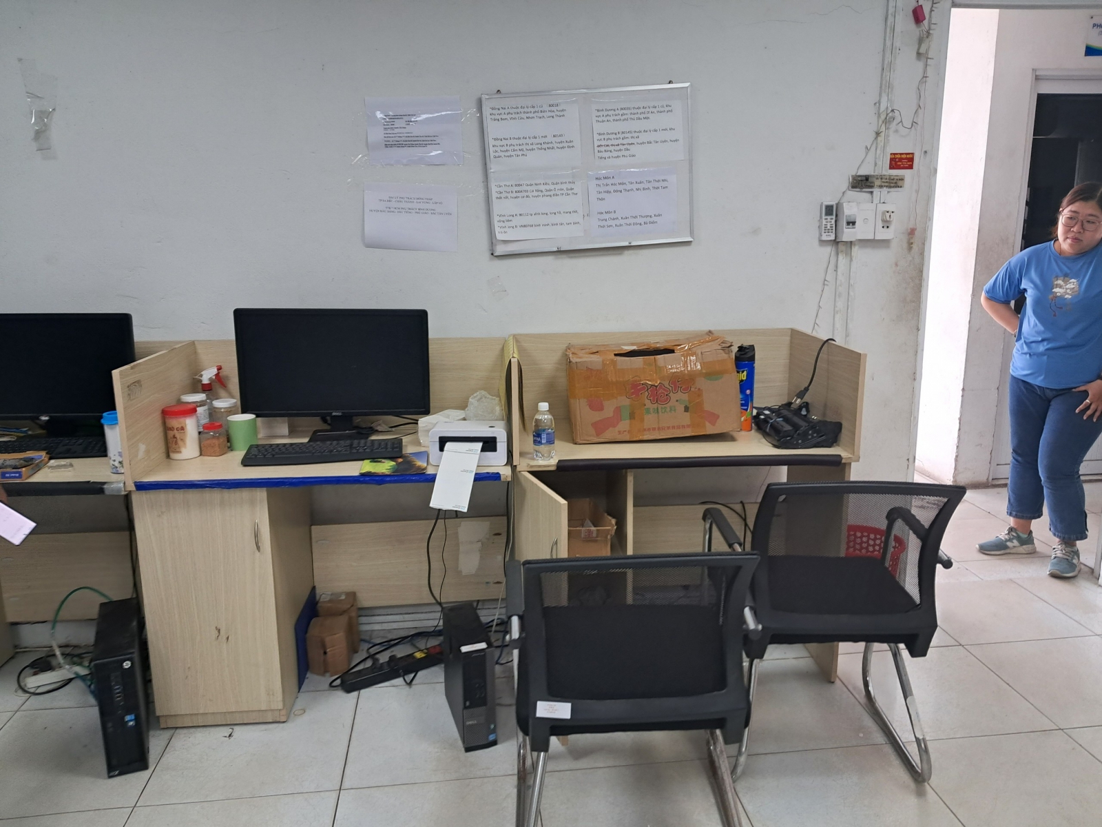 Thu mua thiết bị văn phòng
